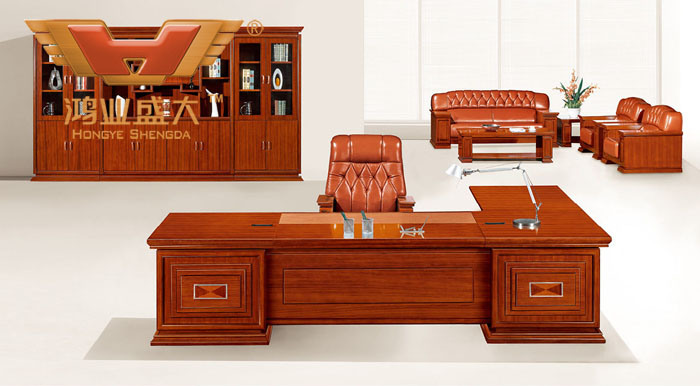 請專業(yè)的家具店修復，有些服務維修做得不錯的家具廠商，針對原來購買的消費者