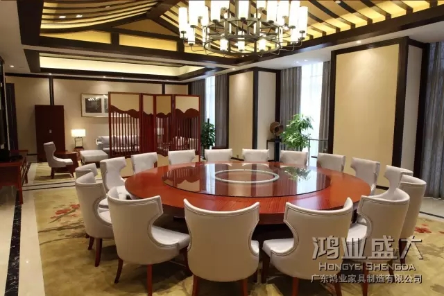 選料上等柔軟且富于韌性，厚度適中，具有冬暖夏涼的效果